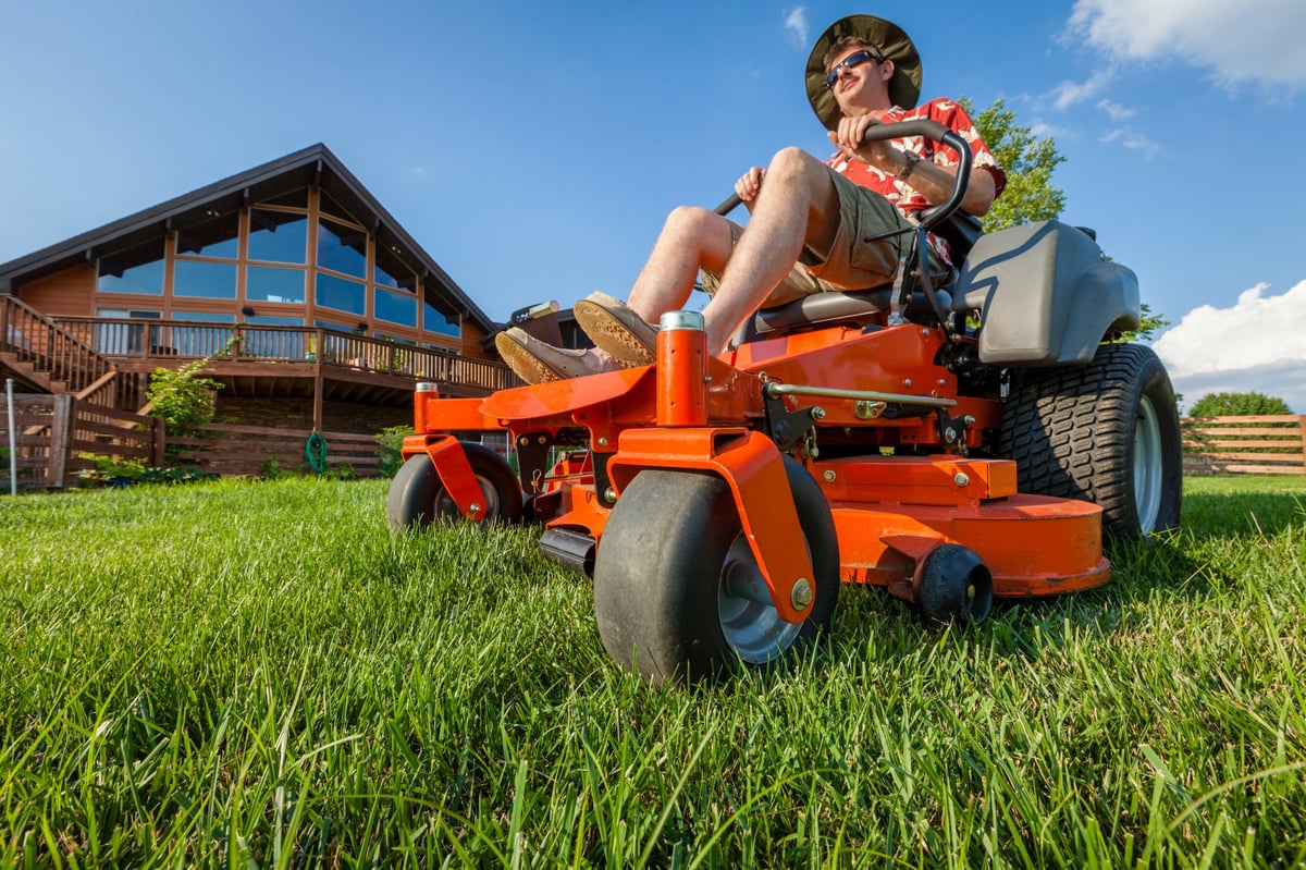 Zero turn mower